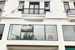 Bán shophouse gia lâm 90m2 mặt tiền 6 mét giá 10,65 tỷ mặt kinh doanh.