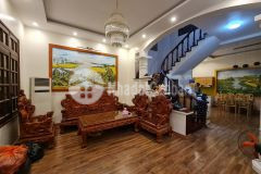 Ối giời ơi giá rẻ giật mình chưa đến 95trm2 nhà phố giang biên 80m2 mt6m