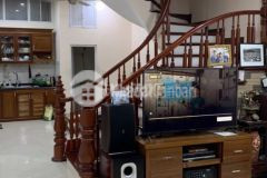 Nhà đặng xá xây 3 tầng 46m2 ngõ thông 3m giá 2.6 tỷ