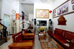 Nhà mặt phố nguyễn trung trực đối diện là công viên nên thoáng vĩnh viễn.