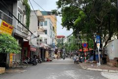 Kđt thành phố giao lưu. kinh doanh, vỉa hè oto tránh. 80mx4t. mt 4.9m. giá 14 tỷ.