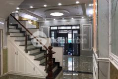 Nhà đẹp xuất sắc 3tầng vào ở ngay ngang hiếm 5.5m, hẻm 1206 huỳnh tấn phát, q7, 60m2, 5tỷ500.