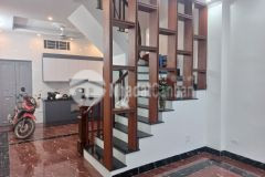 Bán nhà đường thuỵ khuê, tây hồ, lô góc, ngõ thông, 40m2, 5 tầng, giá chỉ 4.3 tỷ.