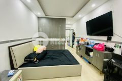 Hxh gần vòng xoay lý thái tổ, quận 10, 4 tầng, 5 pn, xịn xò, giá rẻ