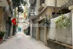 Bán gấp nhà cầu giấy 53m2 giá 4,7tỷ ngõ ba gác tránh 30m oto.