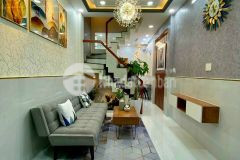 Hẻm 3.5m, nguyễn trung trực, 3.4 x 9m, 2 lầu, 3.7 tỷ, bình thạnh