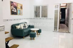 Nhà đẹp tặng nội thất sang đỗ xuân hợp q9. 40m2, hxh. giá giảm còn 2 tỷ 9.