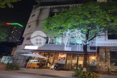 Siêu phẩm nhà mặt phố trung tâm quận hbt lô góc mt khủng 9m 110m giá 40 tỷ.