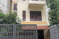 Cho thuê nhà ngõ phố bạch mai 50m2 x 5 tầng, nội thất cơ bản nóng lạnh điều hoà, ngõ ô tô