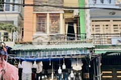 Nhà mặt tiền chợ hạnh thông tây quận gò vấp.