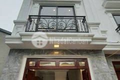 Bán nhà 5 tầng, 150m ra chợ phúc lợi.