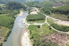 Mặt tiền ql27c giáp sông liên sang khánh vĩnh