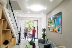 Hót cần bán nhà đức giang 3 bước ô tô, dt 45m x 3t, mt 4m nhỉnh 3 tỷ. lh 0396931899.