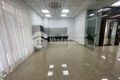 Cho thuê nhà kdc him lam. q7 dt 10x20m hầm, trệt 3 lầu giá 85 triệu thang máy, máy lạnh