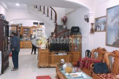 Bán nhà cầu giấy lô góc 3 thoáng ô tô đỗ cửa 74m2x4t 7,5 tỷ