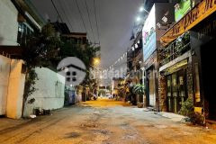 Nhà ngộp bán đường kinh dương vương, 83m2, chỉ 12.1 tỷ. lh 0945563232.