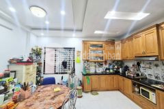 Phố nguyễn trãi, lô góc, 38m, 4 tầng, mt 4.5m, ngõ thông, kd, gần ô tô, 3.9 tỷ. lh 0975124520.