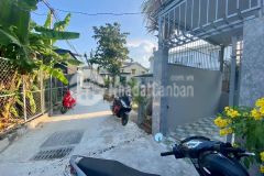 Bán nhà câp 4 mới xây đường phú xương,vĩnh hải,nha trang chỉ 1 tỷ 8