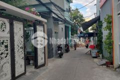 Bán nhà mới xây 2 tầng full nội thất đường núi thành, giá 3 tỷ 450.