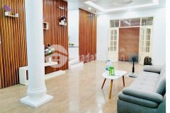 Bán nhà trung yên đẹp ở luôn kd ô tô 56m, 14 tỷ.