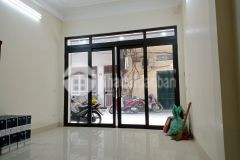 Phân lô, ô tô tránh, phố ao sen, kd bất chấp, dòng tiền 40tr tháng, 42m2, 5t, nhỉnh 9 tỷ.