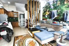 Bán nhà quận nam từ liêm, 38m x 5 tầng, lô góc, ô tô, nhỉnh 4 tỷ.