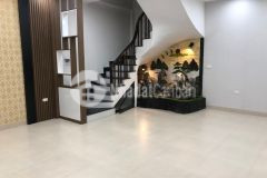 Nhỉnh 7 tỷ có ngay nhà âu cơ trung tâm tây hồ dt 90m2 ngõ thông rộng gần oto