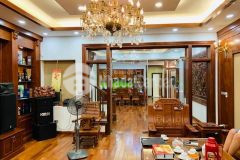 Hiếm,bán nhà phố hoàng sâm,cầu giấy,ô tô tránh,vỉa hè,48m,5t,4.5m giá chỉ 10.7 tỷ lh hải cg 09668662