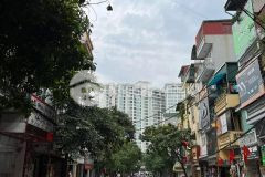 Gấp bán nhà đ.cổ linh mới đẹp 40m2 oto để ngày đêm kinh doanh đỉnh