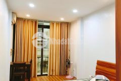 Cần bán nhà ngõ 90 đường bưởi, dt 61m2 x 4 tầng, giá 7.2 tỷ.