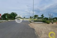 Lô góc 2 mặt tiền hộ khẩu tp đông hà gần cầu phao 1xxx