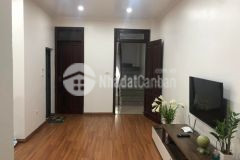 Bán nhà lạc long quân, ôtô, ngõ thông, dt 45m2, 6 tầng, mt 4.7m, giá 5 tỷ.