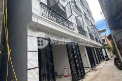 Duy nhất 1 căn nhà tại long biên 38m2 x4,5 tầng ô tô vào nhà giá chỉ 2,85 tỷ