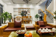 Bán nhà thượng thanh,long biên 5 tầng.thang máy, ô tô tránh. nhỉnh 6 tỷ