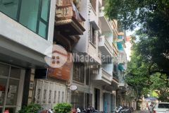 Chính chủ bán gấp nhà dương quảng hàm 42m2, ô tô, kinh doanh sầm uất giá 4.6 tỷ.