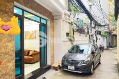 Cực hot hơn 2 tỷ nhà đống đa 25m2 sổ đỏ mới đẹp giá quá hợp lí ô tô đỗ cửa