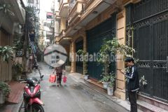Bán gấp nhà yên lãng, đống đa ngõ thông, sát ôtô, 47m2x5t ở luôn, nhà đẹp, 6.3 tỷ 0975642942
