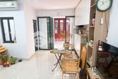 Bán nhà tập thể tầng 1 ngõ nguyễn khánh toàn cầu giấy dt 42m2 mt 4m giá 1 tỷ 200