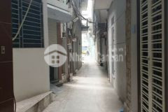 Cần bán nhà ngọc thụy 25m2, ô tô đỗ cửa giá 1.2 tỷ.