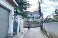 Bán đất đông dư, mặt chính kinh doanh nhỏ lẻ