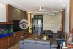 Cần bán gấp nhà khu phân lô lê trọng tấn, dt 75m,5t giá 11 tỷ.