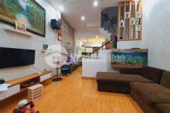 Muốn bán nhà nguyễn khuyến ngay tháng 6 âl. hà đông. 2 thoáng. ôtô. kd. 35m. 5.6 tỷ