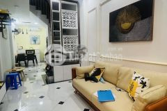 Bán gấp nhà cổ nhuế 40m x 5t, 3.5 tỷ, oto tránh, ở ngay, 0965298150.