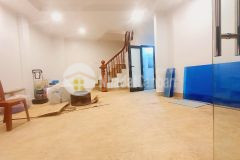 Bán nhà mặt phố chùa quỳnh, hai bà trưng dt 40m 5 tầng mt 5,5m chào 9,8 tỷ.