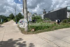 Gia đình cần bán lô gốc vị trí kinh doanh mặt đường 7m thông ql13