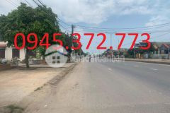 Mặt tiền ql1a lê duẫn tx quảng trị 0945372773