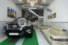 Bán căn mtiền hẻm 8m bàn cờ, có vỉa hè đèn đường điện cao áp, kd buôn bán, mở vp cty... mọi ngà