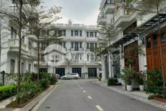 Bán nhà khu đt vinadic phú diễn. 2 mặt tiền. 62mx5t. mt 5m. giá 7.8 tỷ