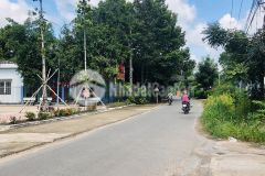 Đất ngay trung tâm thủ dầu một đường nhựa thông dài,đối diện công viên,giá rẻ