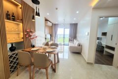 Cho thuê nguyên căn nhà phố hạ lý cực rộng gần vin